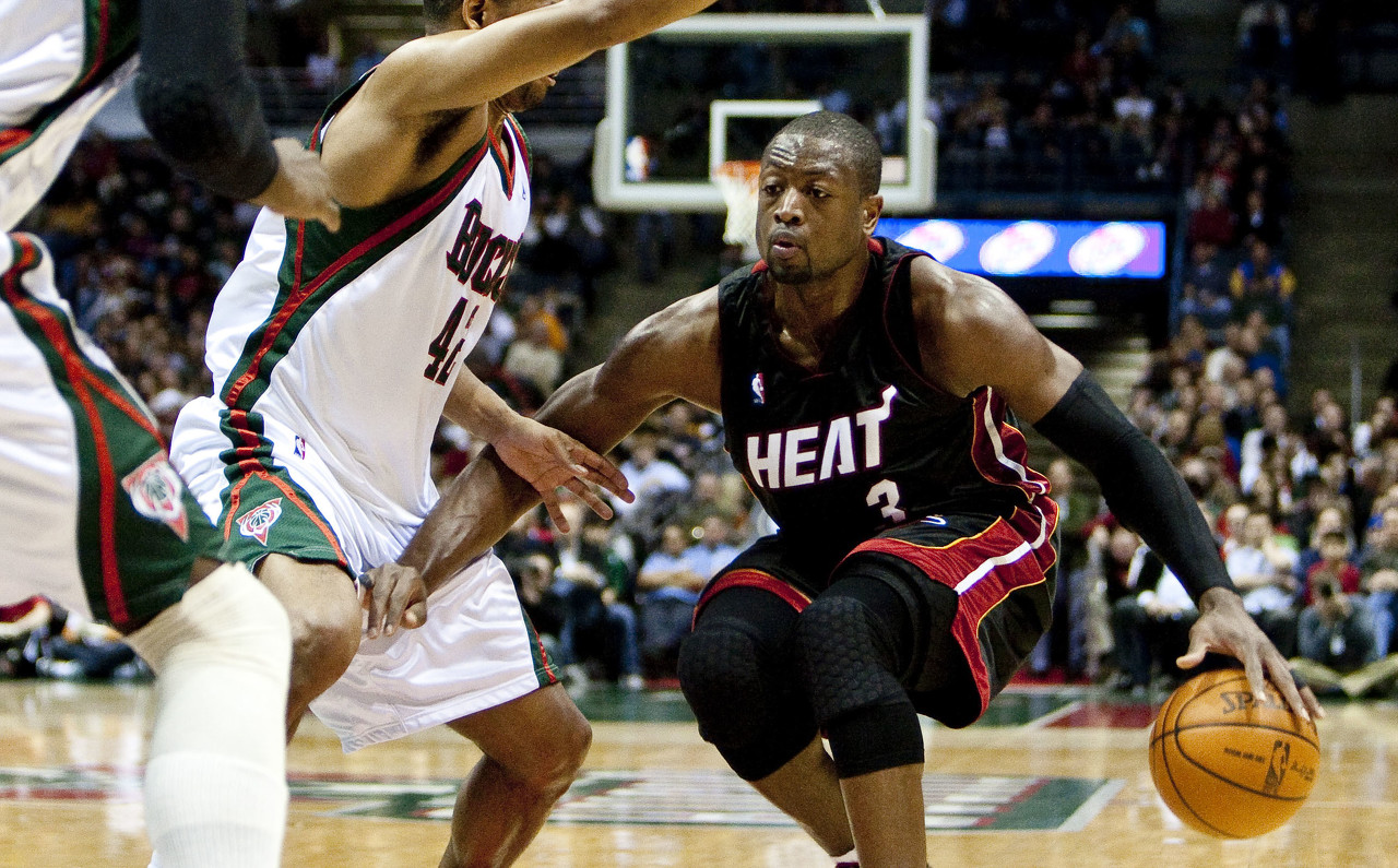 B体育-韦德：在这个时代我也能成最顶级三分手 只是当时球队要求我突破